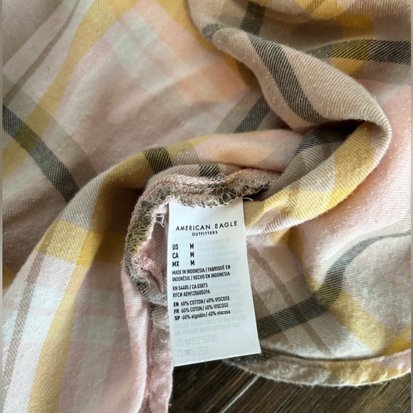 American Eagle Flannel Shirt Womens Medium Pink Tan Yellow Plaid Pearl Snap L/S - Picture 7 of 10